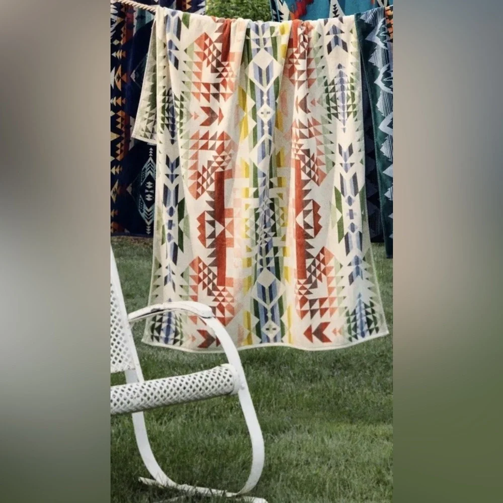 NWT Pendleton Jacquard Spa Towel Opal Springs Beach Pool XL 40x70 Oversized